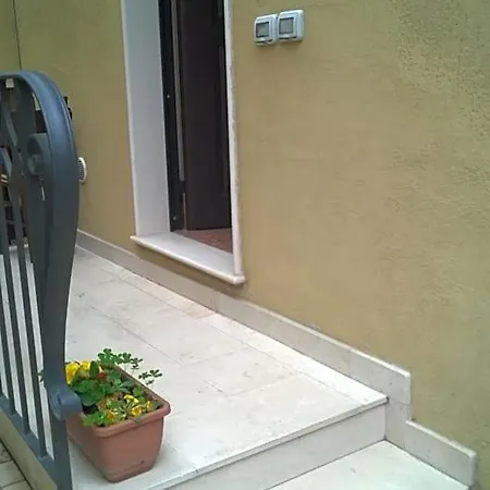 Bed & Breakfast Casa Riri 3*